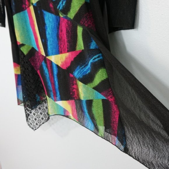 Creation Black and Multi-colored Tunic Medium - Picture 5 of 8